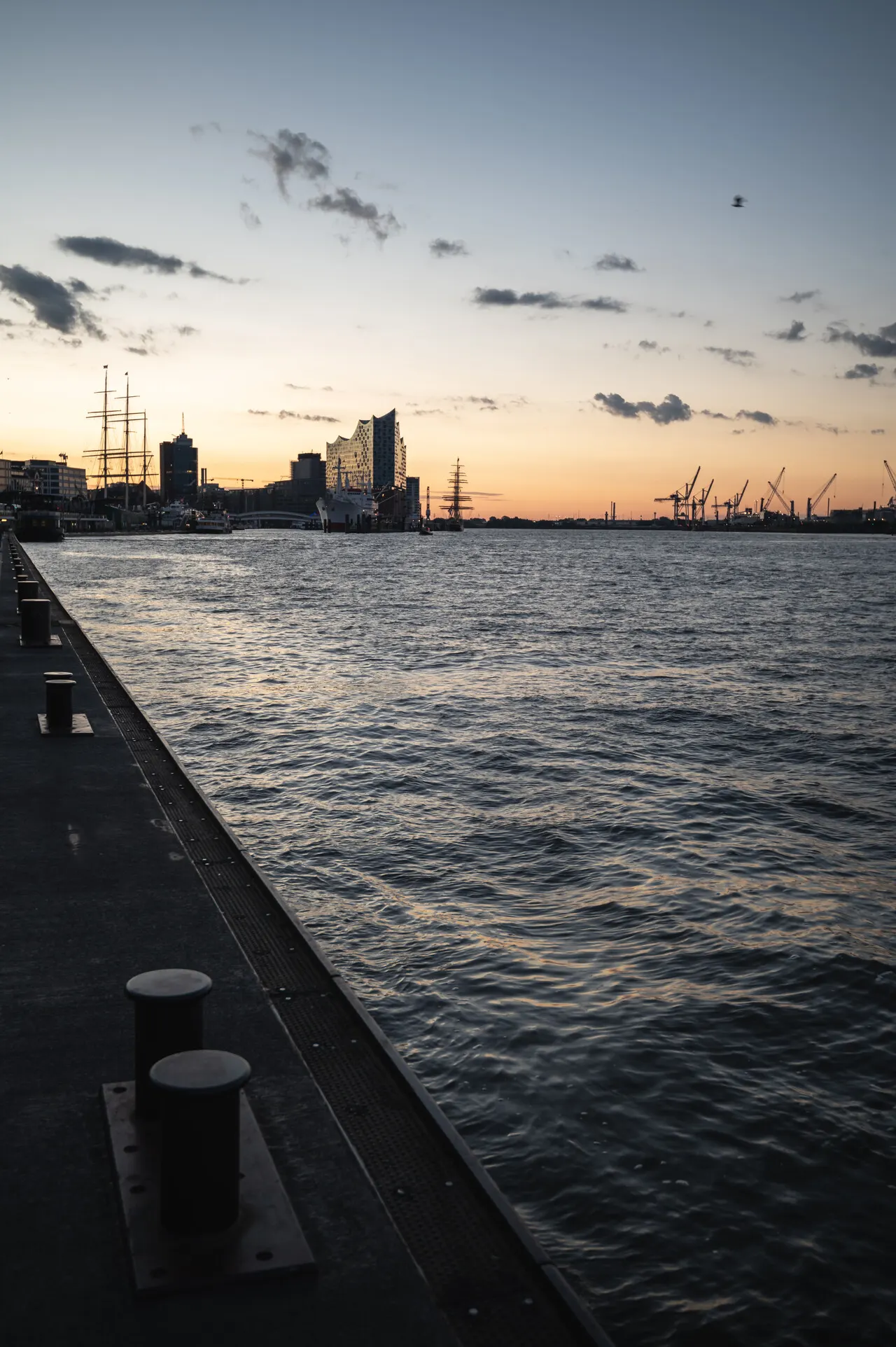 Cityscape — Hamburg_092023-12